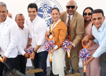 Wellington Arnaud da primer palazo para la construcción del acueducto Damajagua-Maizal, provincia Valverde