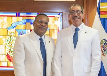 Rector Asjana David designa al maestro Gerson Díaz director general de Comunicaciones de la UASD