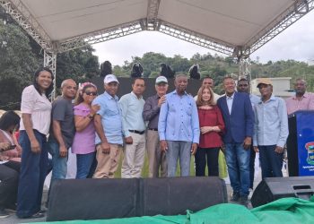 Miles celebran primer centenario de Los Cacaos con una exitosa jornada cultural y ecoturística