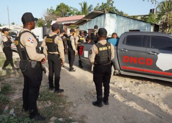 DNCD arresta 12 personas durante operativos contra microtráfico en Boca Chica