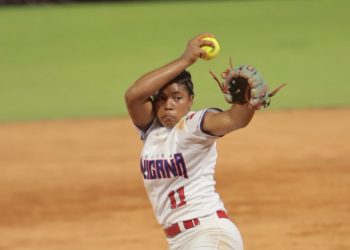 RD debuta con autoridad y noquea a Venezuela en el softbol femenino