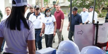 Venezuela recupera 96 % del servicio eléctrico en La Guaira tras terremotos