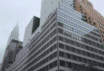 Evacuan un rascacielos en el centro de Manhattan por temor al colapso de su estructura