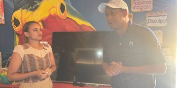 Fundación Rincón fortalece la educación inclusiva con la entrega de un televisor de 65 pulgadas al Aula de Apoyo del Centro Educativo Ondina Graciano