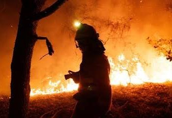 Tres países europeo envían auxilio para combatir los incendios en España