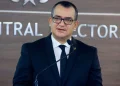 Presidente JCE aclara escudo de nueva cédula está certificado y cumple con la ley