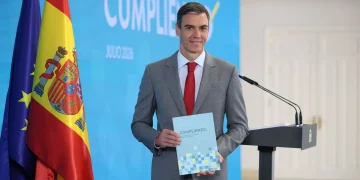 Sánchez ve «el final del túnel» en incendios en España, pero alerta de nueva ola de calor