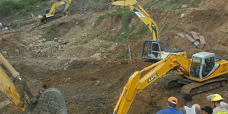 Derrumbe en mina de oro en Colombia deja 13 muertos y siete heridos