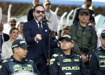 Abelardo de la Espriella asumirá la Presidencia desde Cali