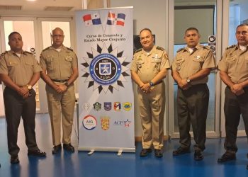 Escuela de Graduados del MIDE realiza visita académica al Ministerio de Seguridad Pública de Panamá