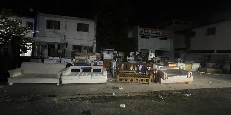 Recuperan más de 170 artículos y escopeta tras saqueo durante incendio en L&R Comercial