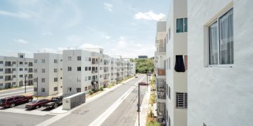 MIVHED avanza segunda etapa de Mi Vivienda Hato del Yaque con entrega de 168 nuevos apartamentos