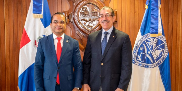 UASD e ITLA fortalecerán alianza para formar en IA, ciberseguridad y transformación digital en la Primada de América