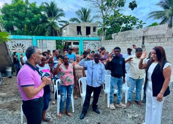 Otros perremeístas de San Luis pasan al PLD y Luis Alberto Tejeda los juramenta