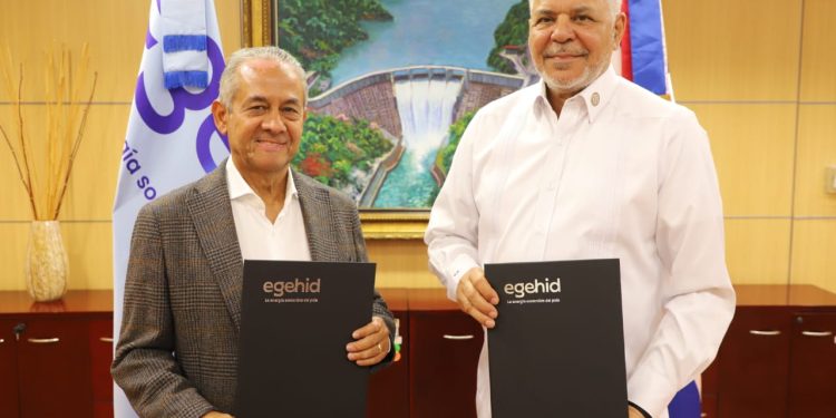 EGEHID aportará RD$1.5 millones al Atlético Vega Real para su participación en torneo de fútbol