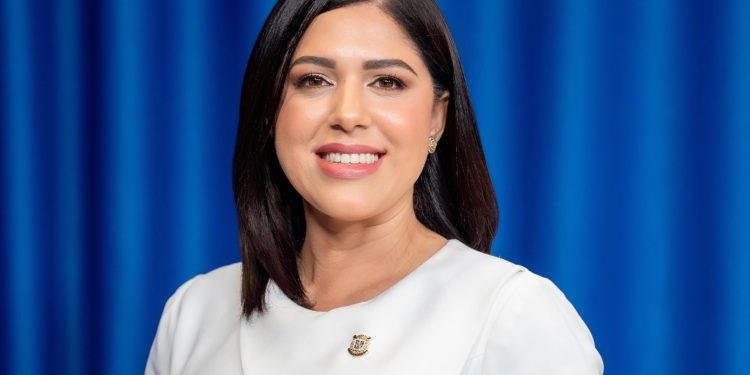Senadores del PRM eligen a María Mercedes Ortiz como su vocera