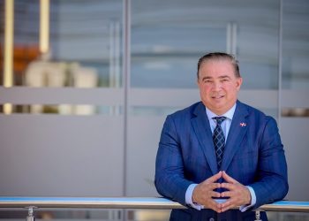 Héctor Porcella plantea crear una Superintendencia de Aviación Civil y una nueva ley para unificar el sector