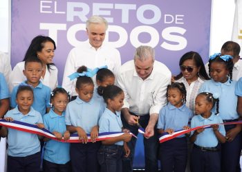 Presidente Luis Abinader llama a toda la comunidad educativa a respaldar inicio del año escolar