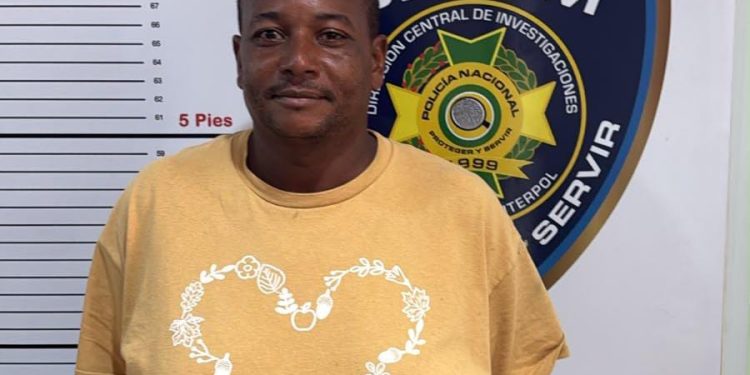 Policía informa entrega voluntaria de hombre acusado de matar a su expareja y herir a su exsuegra en Yamasá