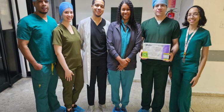 Hospital Salvador B. Gautier realiza con éxito su primer trasplante de córnea