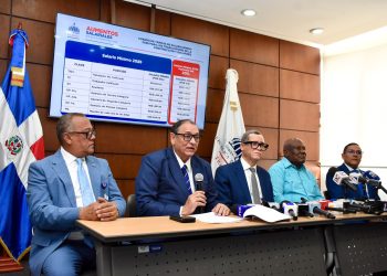 Gobierno acuerda aumento de 20 % al salario mínimo de los trabajadores de la construcción
