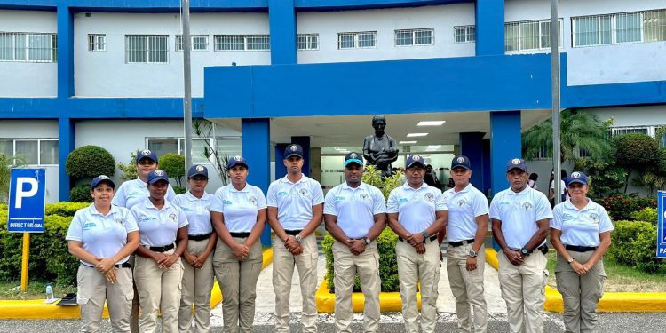 Dirección de Policía Comunitaria participa en foro comunitario, entorno limpio, ambiente saludable