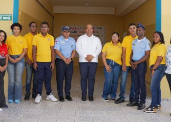 Regional 15 fortalece educación; 422,937 estudiantes regresan a clases con fuerte impulso al Subsistema de Jóvenes y Adultos