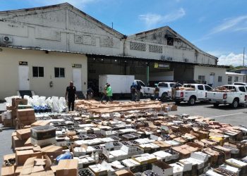 MICM y CECCOM desmantelan estructura dedicada a la fabricación y distribución clandestina de bebidas alcohólicas