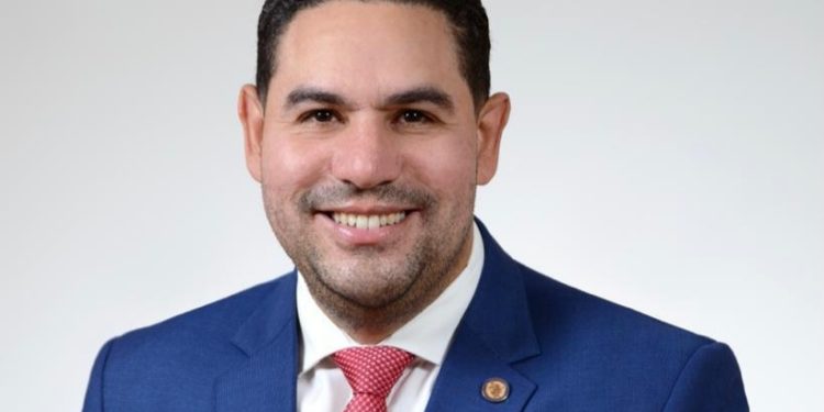 Víctor Torres es elegido presidente del CODIA, Delegación Provincia Santo Domingo, para el período 2026-2027