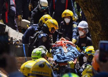 EE.UU. envía rescatistas para apoyar a regiones de Colombia golpeadas por el sismo