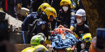 EE.UU. envía rescatistas para apoyar a regiones de Colombia golpeadas por el sismo