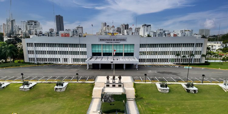 Gobierno dominicano habilita centro de acopio en apoyo a Colombia