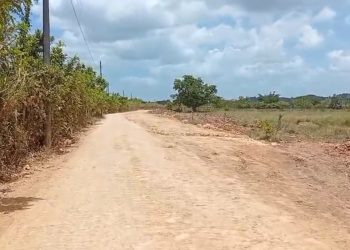 Inician trabajos carretera El Tope–Chacuey–Saballo tras más de 40 años de espera