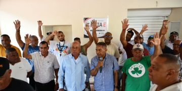 Juan Marte califica la Autopista del Ámbar como “superflua” y reclama priorizar la carretera Cibao-Sur