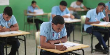 Ministerio de Educación convoca a cerca de 28 mil estudiantes para la segunda convocatoria de las Pruebas Nacionales 2026