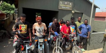 Patrulla motorizada del Ejército intercepta migrantes indocumentados y retiene motocicletas en la frontera con Dajabón