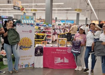 Club Rotaract San Cristóbal realiza con éxito jornada "A la Escuela con Rotaract"