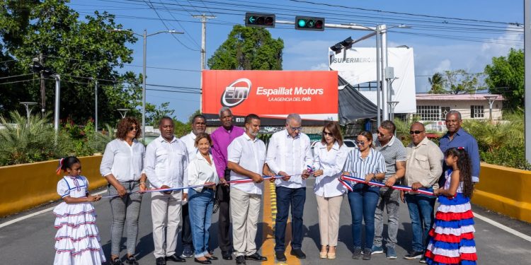 Inauguran distribuidor de tránsito en el Cruce de Sabaneta de Yásica para contribuir a la seguridad vial