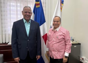 Juan Ramón Gómez Díaz realiza visita de cortesía al director de Prensa del Presidente