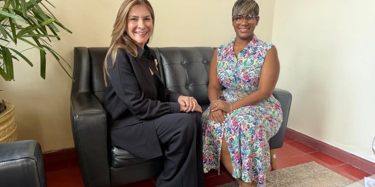 Luz del Alba Jiménez: “He decidido respaldar la candidatura presidencial de Carolina Mejía”