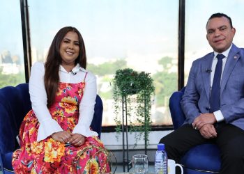 Periodista Telemicro Elbania Flores lanza proyecto televisivo "en salud con Elbania Flores"