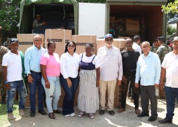 Desarrollo de la Comunidad y Ejército RD llevan jornada médica y social a Bánica, Elías Piña