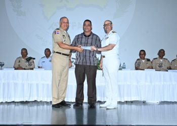 MIDE entrega RD$600 millones por concepto de Sueldo por Año a 327 militares en condición de retiro