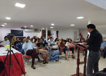 El ex bachatero Ángel Villalona (Andy Andy) llama a vivir en la misericordia divina durante un encuentro en el Ministerio KADOSH