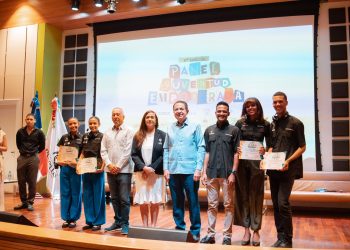Octava edición del Panel Juventud Empoderada reúne líderes nacionales y reconoce a más de 100 jóvenes sobresalientes