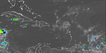 Indomet prevé aguaceros, tormentas eléctricas y ráfagas de viento por onda tropical y vaguada