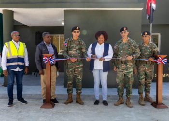 En Pedernales Comandante del Ejército entrega remodelado el destacamento Cabeza de Agua