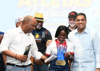 Presidente Abinader ordena entrega de apartamento amueblado a medallista Liranyi Alonso