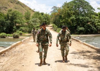 Comandante del Ejército supervisa unidades y puestos fronterizos desde Manzanillo hasta Pedro Santana