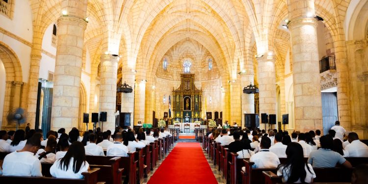 ITLA conmemora su 26 aniversario con una Santa Eucaristía en acción de gracias